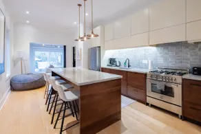 Luxury Home in Trinity Bellwoods | Hot Tub - Image 5