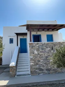 Iosub Houses & Studios - Seaside Summer House in Koumbara - Image 3