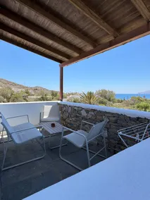 Iosub Houses & Studios - Seaside Summer House in Koumbara - Image 5