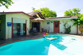 Family Retreat • Pool • Air Hockey • King Suite - Image 5