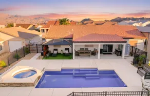 ”The Sundance” | Pool | Spa | Firepit | Parking - Image 4