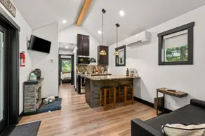 `Bear Den` a Cozy 1 Bedroom tiny Cabin with Hot tub - Image 2