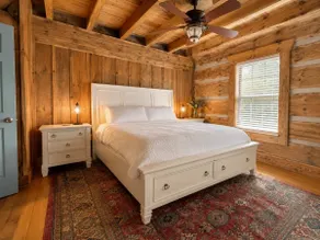 Luxury Log Cabin with Copper Tub - Image 5