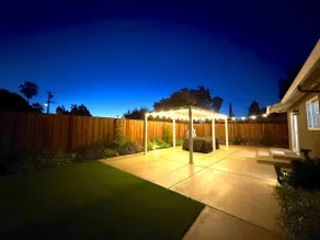 •NEW• Spacious Home 6 beds/ 2 bath + Steam Shower! - Image 5