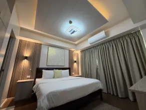 Grand Cenia: A Modern Cozy Home | 2Br near Ayala - Image 5