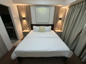 Grand Cenia: A Modern Cozy Home | 2Br near Ayala - Image 4