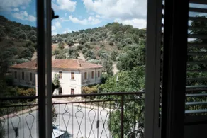 The House on the Boulevard - Image 5