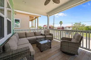 Cozy Coastal Cottage  - Image 4