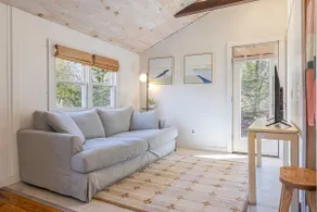 Romantic Forest Cabin - private, near everything - Image 3