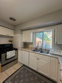 Charming Getaway with Modern Comforts - Upper Unit - Image 5