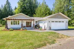 Cedar View Chalet - Image 2