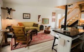 Curryville House - Guest Cabin and Nature Retreat - Image 3