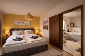 Sunny vacation apartment with garden for 6 people by the lake - Image 4