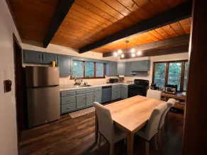 Cozy Abode - 5BR home in the heart of Lake Placid - Image 4