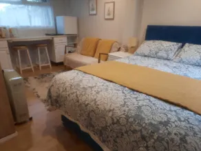 Snuggledown, Guest suite for 2. Felpham, beach. - Image 4