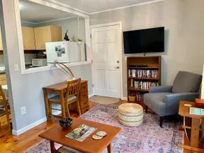 Buckeye Branch Guest Suite - Image 3