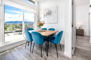 180 Mt View Huge Balcony 2BR 3Beds 2Bath 2Parkings Penthouse - Image 4