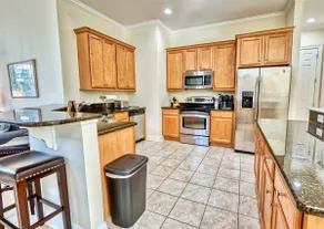 Bayside * 4 BR Luxury House - Image 5