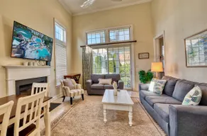 Bayside * 4 BR Luxury House - Image 3