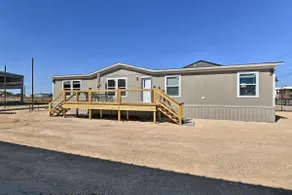 3 Mi to Beach: Home w/ Deck in Port O'Connor! - Image 3