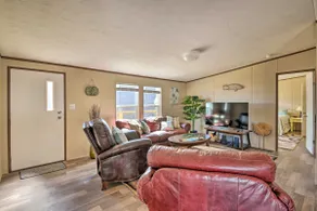 3 Mi to Beach: Home w/ Deck in Port O'Connor! - Image 5