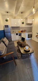 2-room apartment 360° Mirror Room with private parking/garden - Image 2