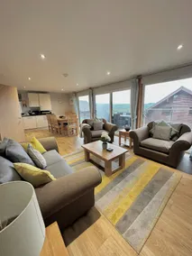 Accessible, peaceful Hot Tub house with Wetroom - Image 3