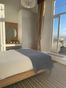 Lovely coastal apartment w/balcony & amazing views - Image 4