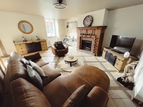 Bigourdane-style house for up to 20 people - Image 4