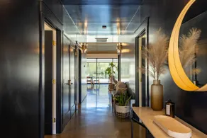 Beautiful Designer home - HTD Pool & Guest Casita - Image 4