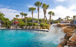 Family Getaway! 2 Cozy Units w/ Pool & Gym Access! - Image 2