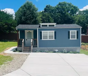 ONLY $75 Cleaning Fee! Luxury Tiny House for 2! - Image 2