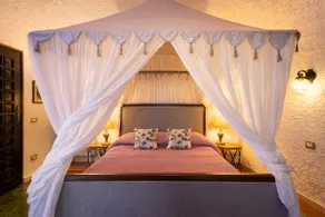 Sorrento Coast Hideaway • Private Jacuzzi & BBQ - Image 4