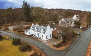 1 Keepers Cottage Skeabost Bridge Isle Of Skye - Image 3