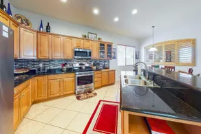 4BR Mountainview | Pool | Hot Tub | Patio - Image 4