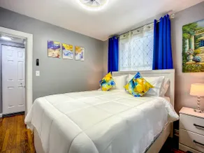 Private 2BR • 10 Min to Airport & Downtown - Image 5