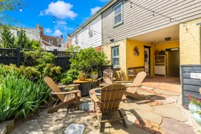 Garden Retreat on Carroll Creek + Free Parking - Image 4