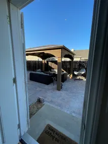 2-Bedroom Home in Aircraft Manor, East Long Beach. - Image 5