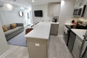 Darling Apartment in Capitol Hill - TWO min to Metro - Image 3