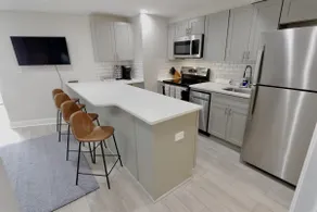 Darling Apartment in Capitol Hill - TWO min to Metro - Image 4