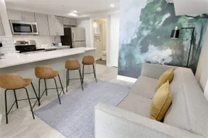 Darling Apartment in Capitol Hill - TWO min to Metro - Image 5