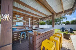The Oasis - Heated POOL - Tiki Bar - Beach Life! - Image 4