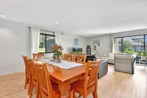 Golf & Beach Escape | Kangaroos | Sleeps 8 - Image 4