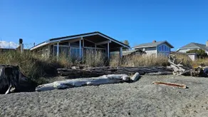 Cozy Beachfront Cabin w/Hot Tub | Experience ONP - Image 3
