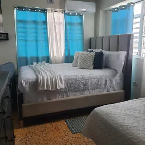 Magnolia 6 to 7 guests with a family atmosphere. - Image 3