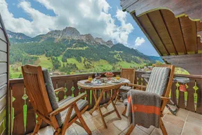 Chalet-Style Apt | 3BR, Balcony | near Gstaad - Image 2