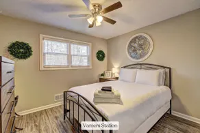 Varners Station | King Bed, Smart TVs. Pet frndly! - Image 5