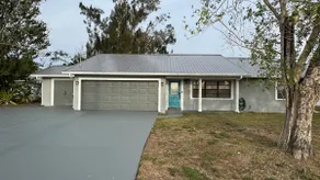 Beautiful Spacious House near the bay! - Image 2