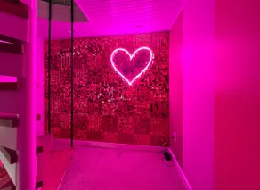 Casa Amor Pink A-Frame! Bachelorettes•Girls Trips! - Image 5