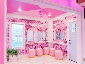 Casa Amor Pink A-Frame! Bachelorettes•Girls Trips! - Image 4